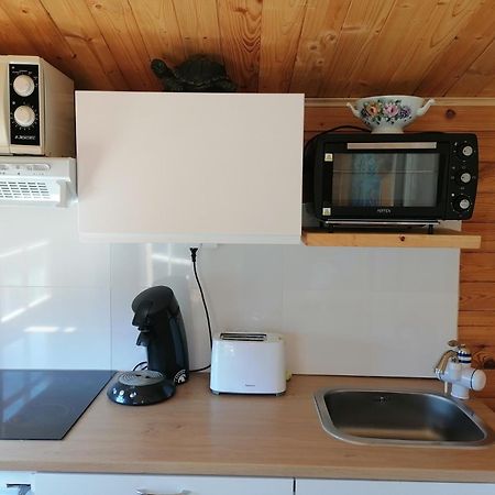 Dinocamp Pension Lourinhã Buitenkant foto